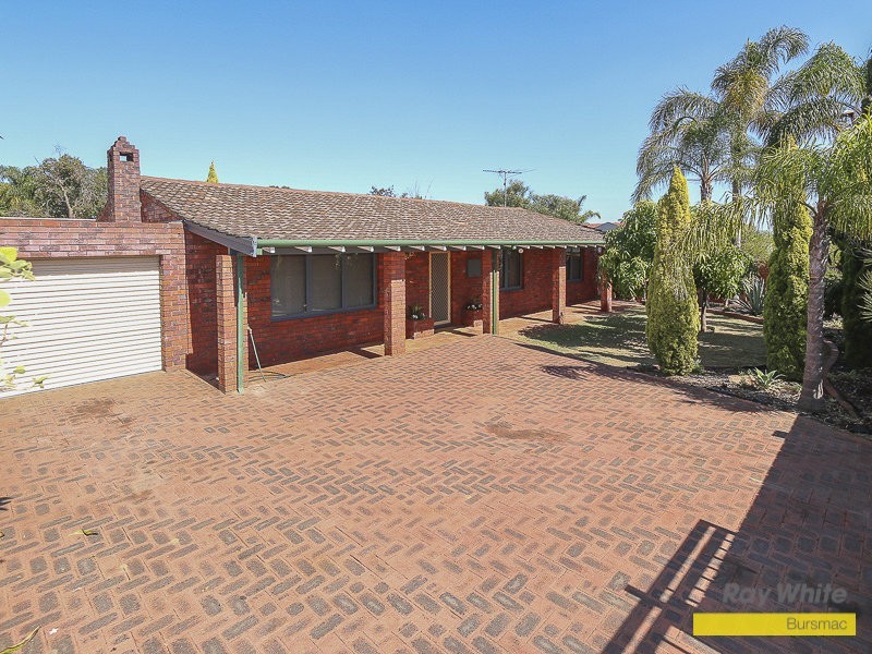 4 Maree Street, Hamersley WA 6022