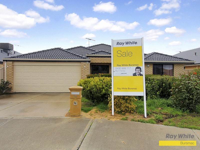 66 Redcliffe Avenue, Marangaroo WA 6064
