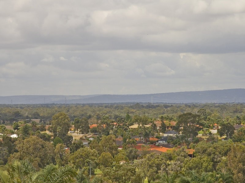 60 The Avenue, Alexander Heights WA 6064