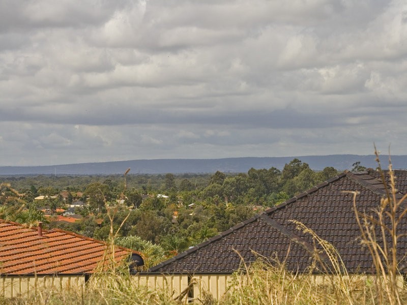 60 The Avenue, Alexander Heights WA 6064