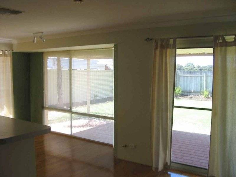 27 Madura Close, Ballajura WA 6066