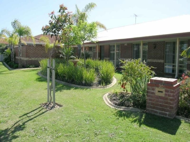 30 Woodleigh Gardens, Ballajura WA 6066