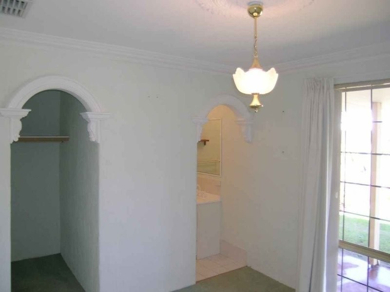 30 Woodleigh Gardens, Ballajura WA 6066