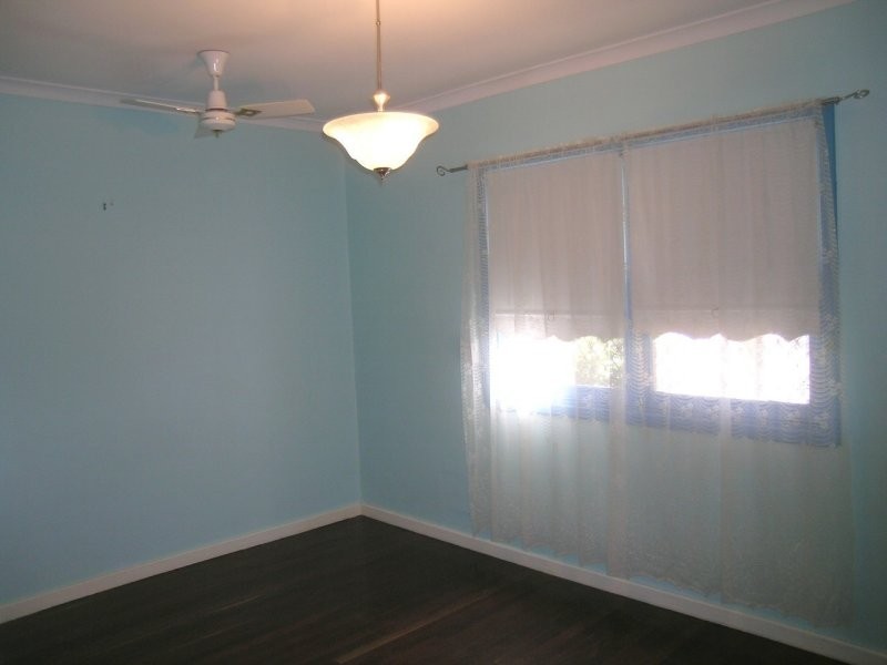 8 Compton Street, Balga WA 6061