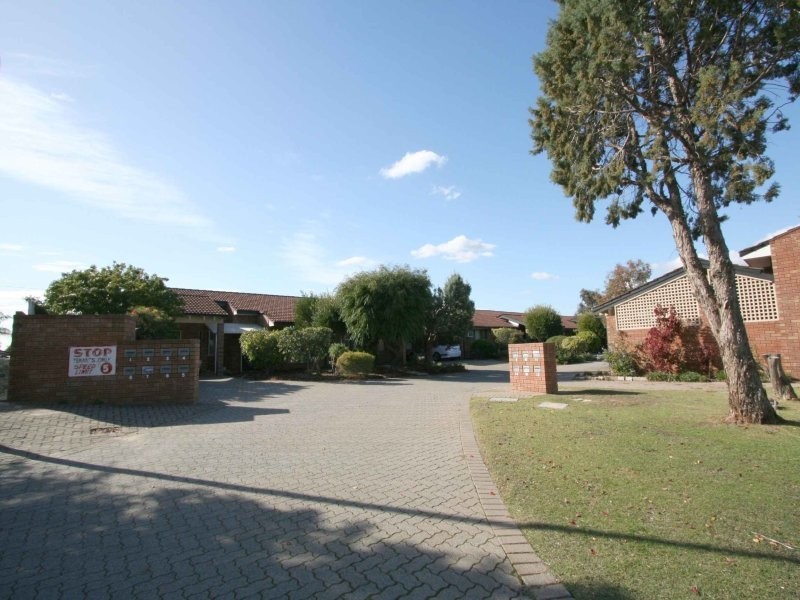 5/4 Lee Place, Noranda WA 6062