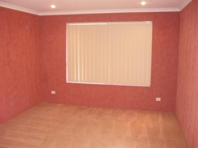 27 Yarrow Drive, Beechboro WA 6063