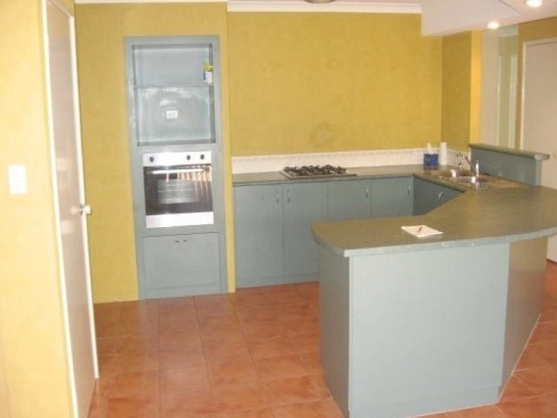 27 Yarrow Drive, Beechboro WA 6063