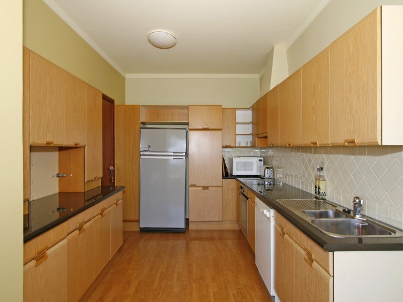 169 Waterford Dve, Hillarys WA 6025