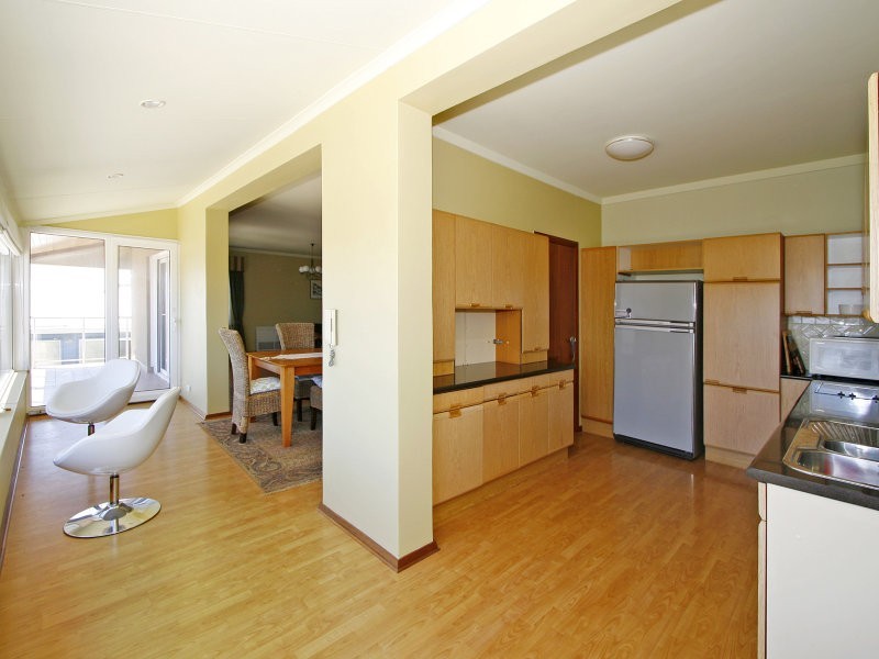169 Waterford Dve, Hillarys WA 6025