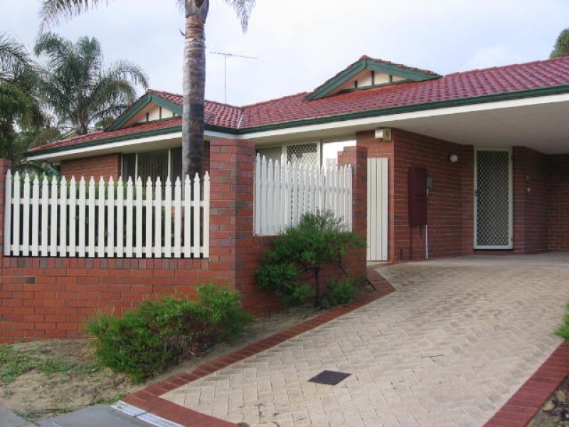 1/64 Deanmore, Scarborough WA 6019