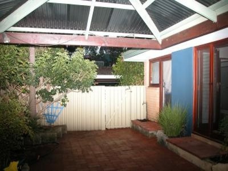 1/75 Stanley St, Scarborough WA 6019