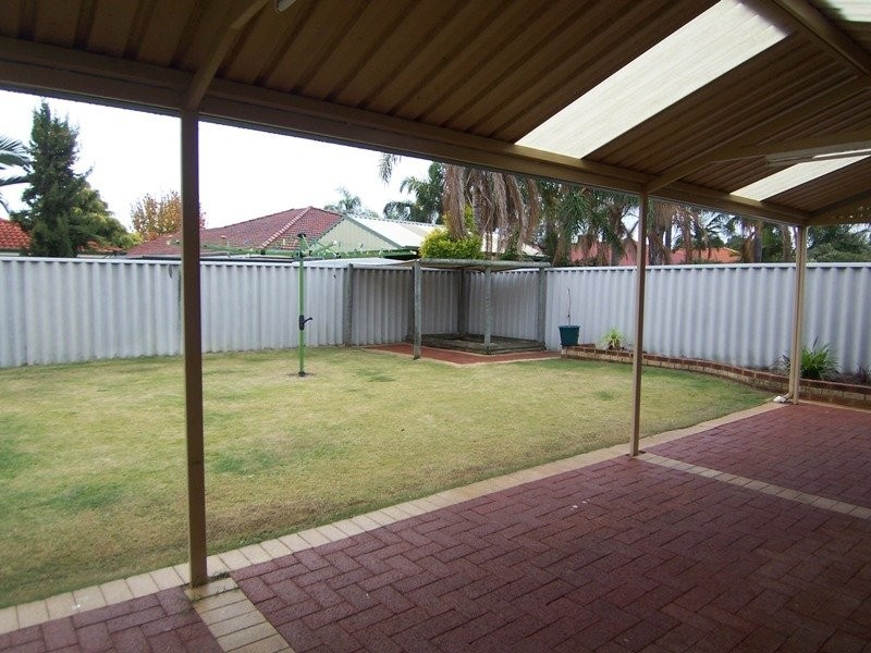 9 Oakfield Retreat, Ballajura WA 6066