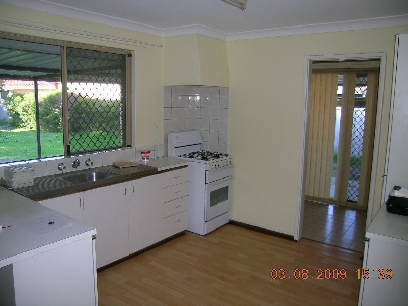 30 Darwin Crescent, Beechboro WA 6063