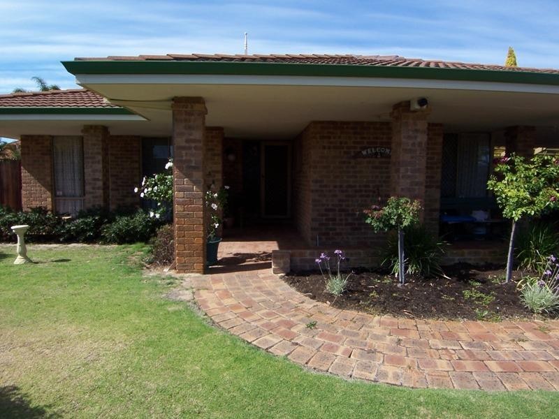 9 Crystalview Cove, Ballajura WA 6066