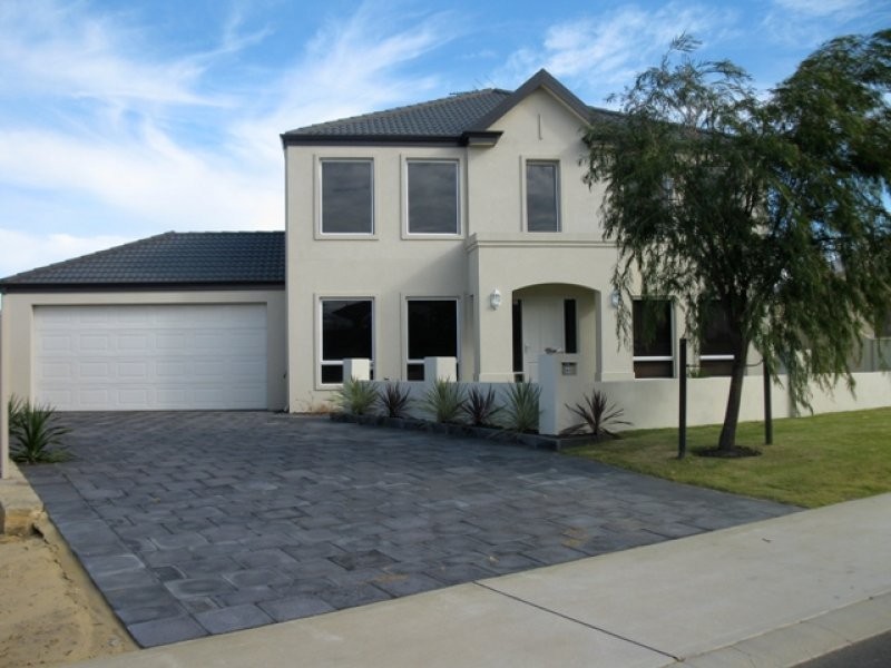 40 Fineview Crescent, Carramar WA 6031