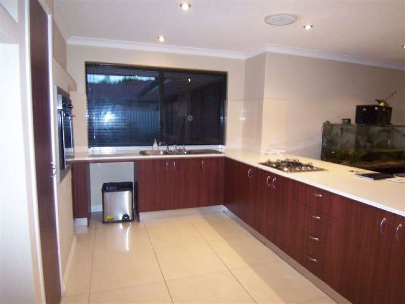 6 Westminster Place, Alexander Heights WA 6064