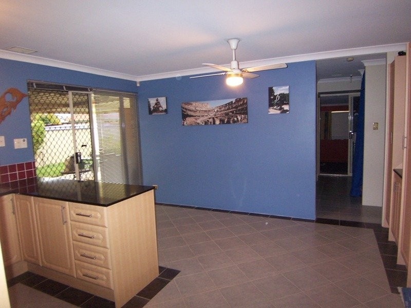 42 Yosemite Loop, Ballajura WA 6066