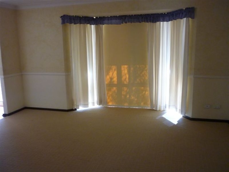 6 Euston Place, Alexander Heights WA 6064