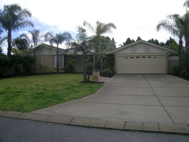 29 Kiandra Parade, Ballajura WA 6066