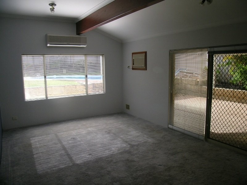 29 Kiandra Parade, Ballajura WA 6066