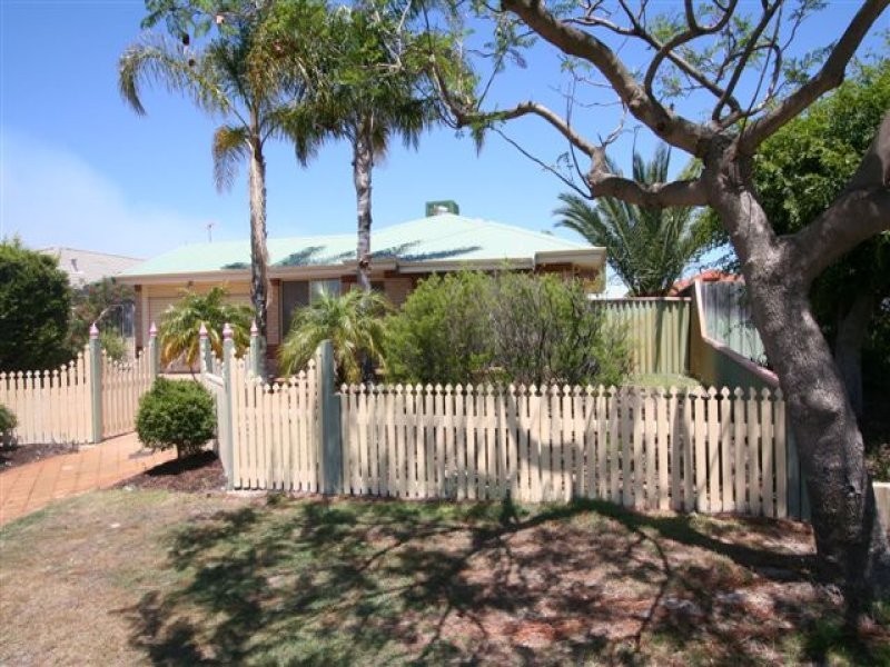 12 Hamelin Drive, Ballajura WA 6066
