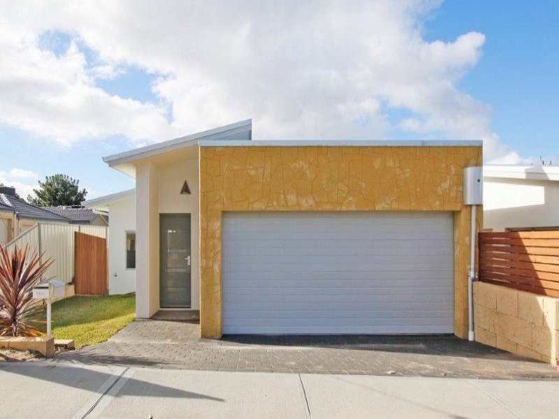 20 Walderton Avenue, Balga WA 6061
