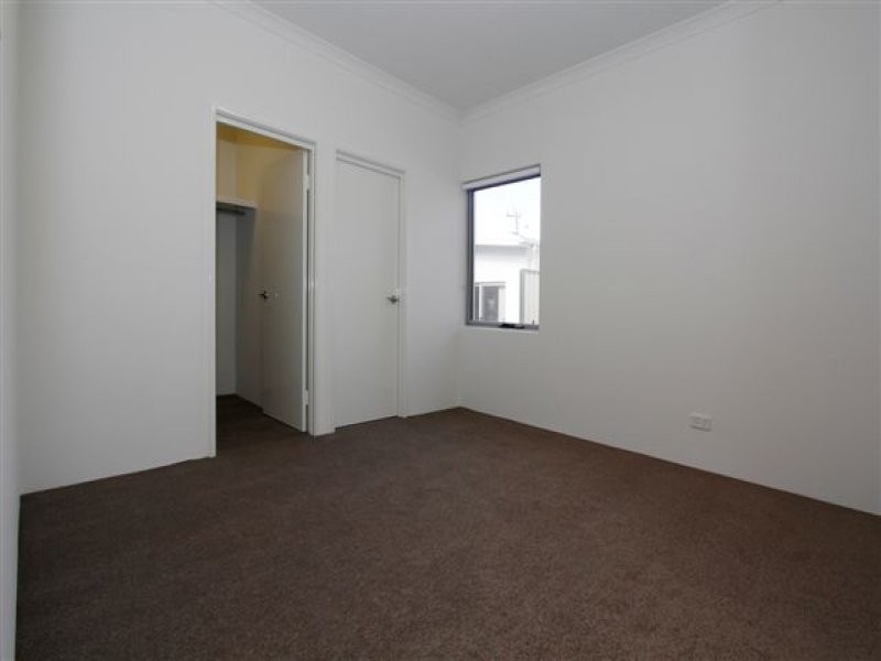 20 Walderton Avenue, Balga WA 6061