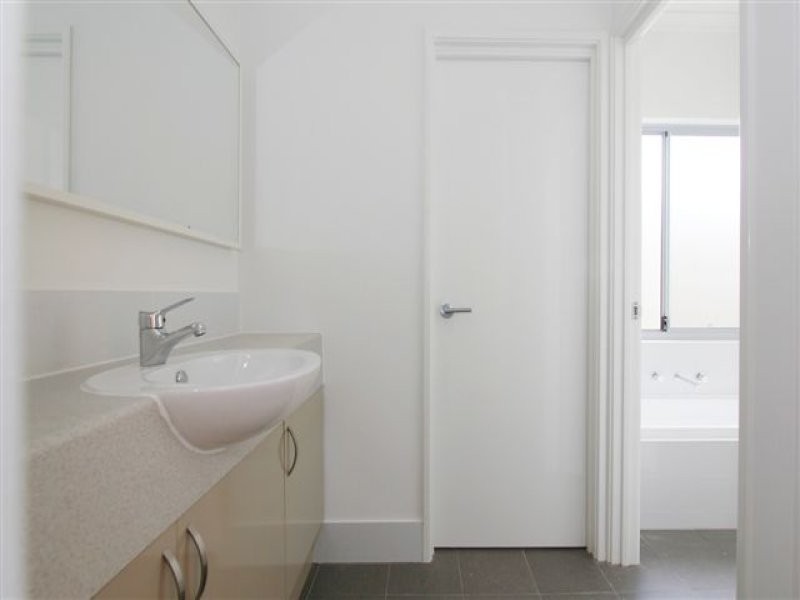 20 Walderton Avenue, Balga WA 6061