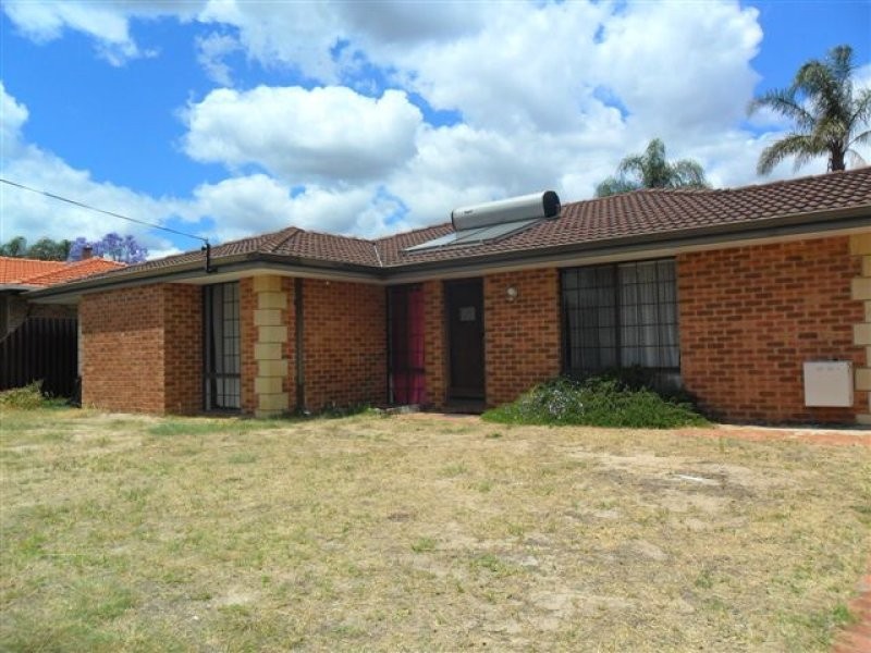 9 Oakover Way, Gosnells WA 6110