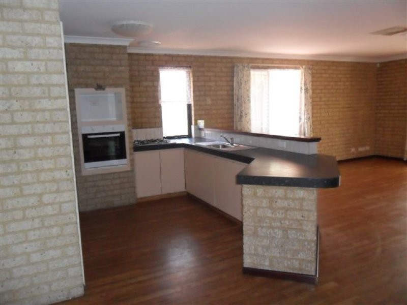 12 Breton Court, Ballajura WA 6066