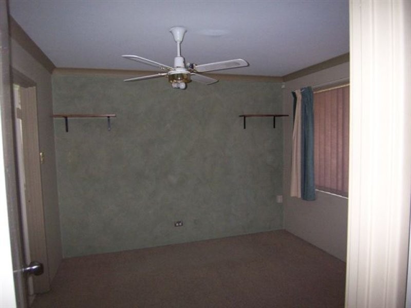 42 Yosemite Loop, Ballajura WA 6066