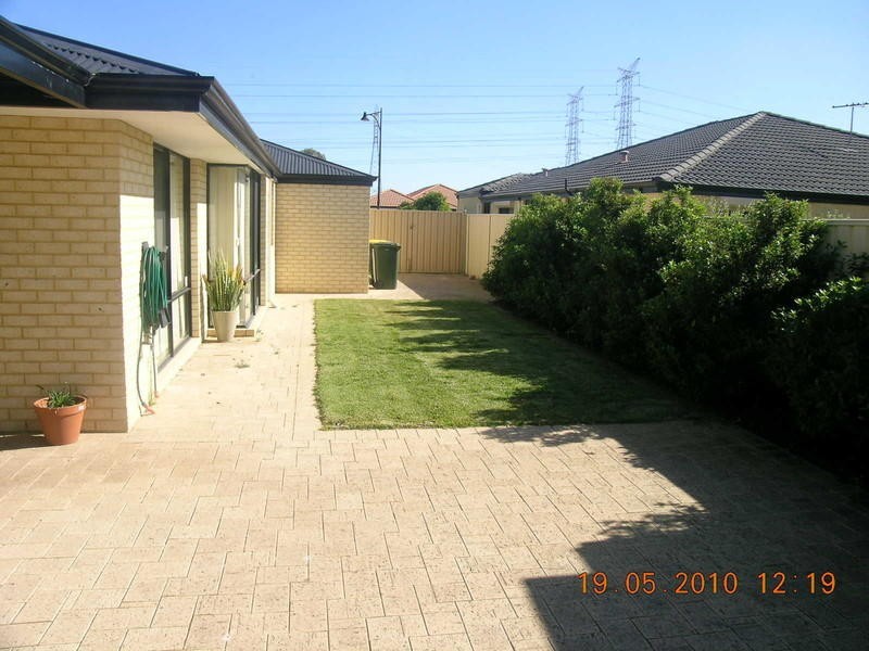 6 Dorrigo Way, South Lake WA 6164