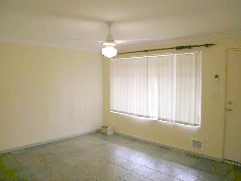 4 Woodleigh Gardens, Ballajura WA 6066