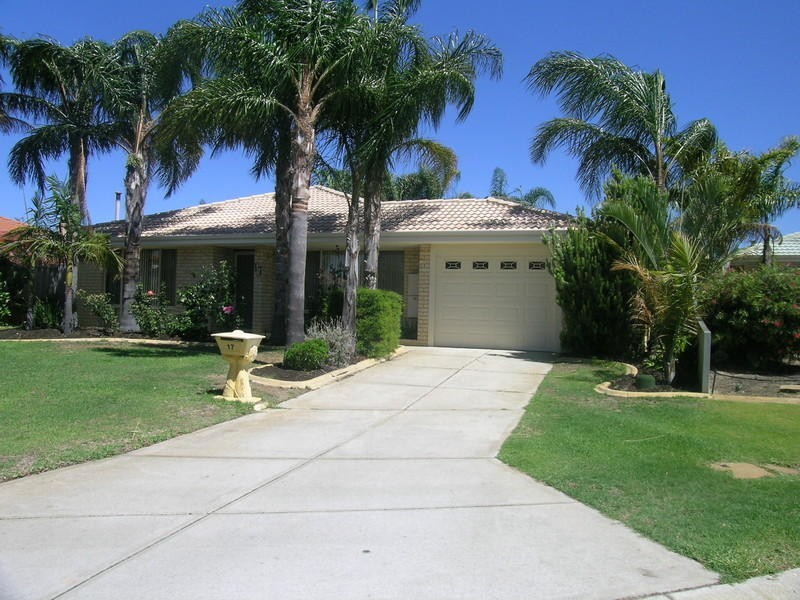 17 Yandal Cres, Ballajura WA 6066