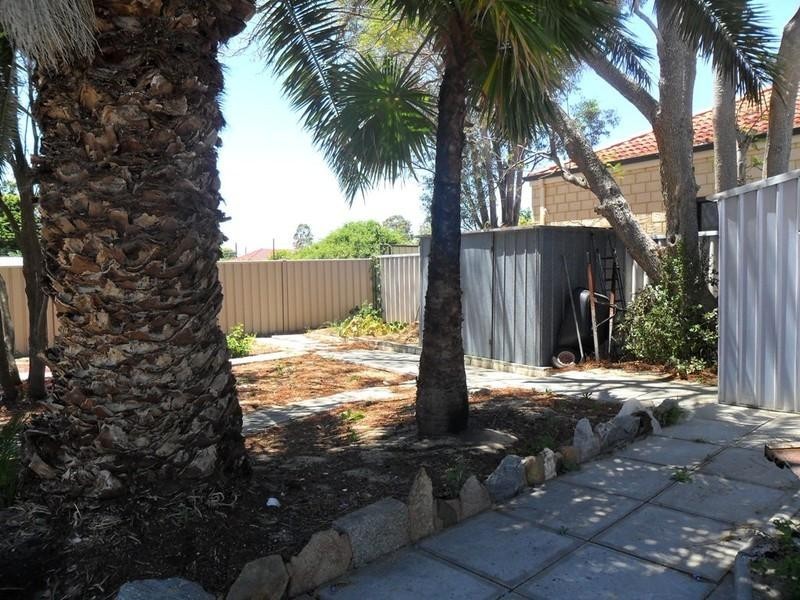 8 Compton Street, Balga WA 6061