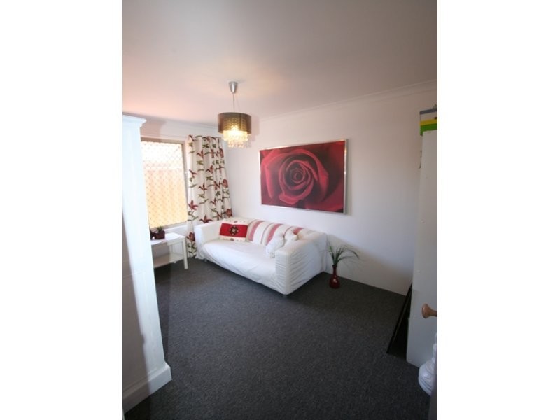 32 Yosemite Loop, Ballajura WA 6066