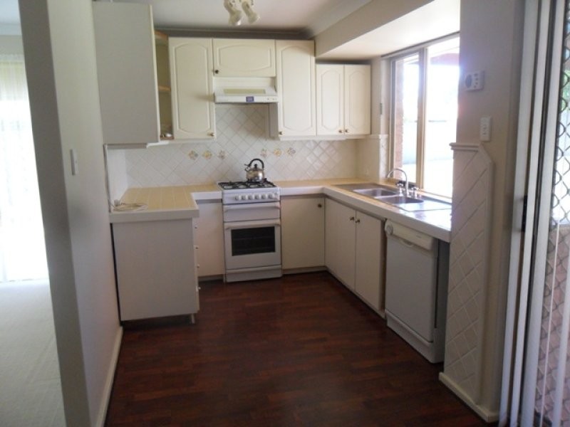 6 Euston Place, Alexander Heights WA 6064