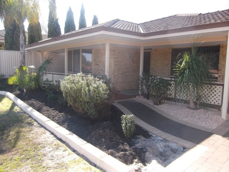 4 Pinedale Gardens, Ballajura WA 6066