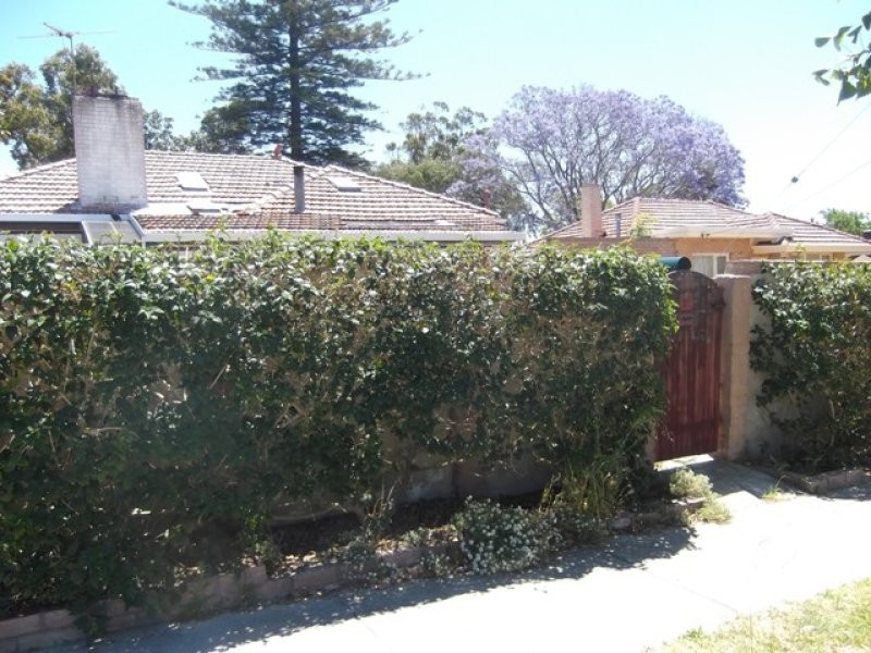 35 Loxwood Road, Balga WA 6061