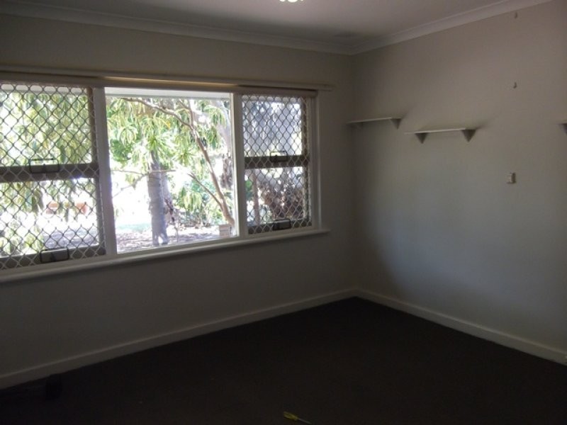 96 Culloton Crescent, Balga WA 6061