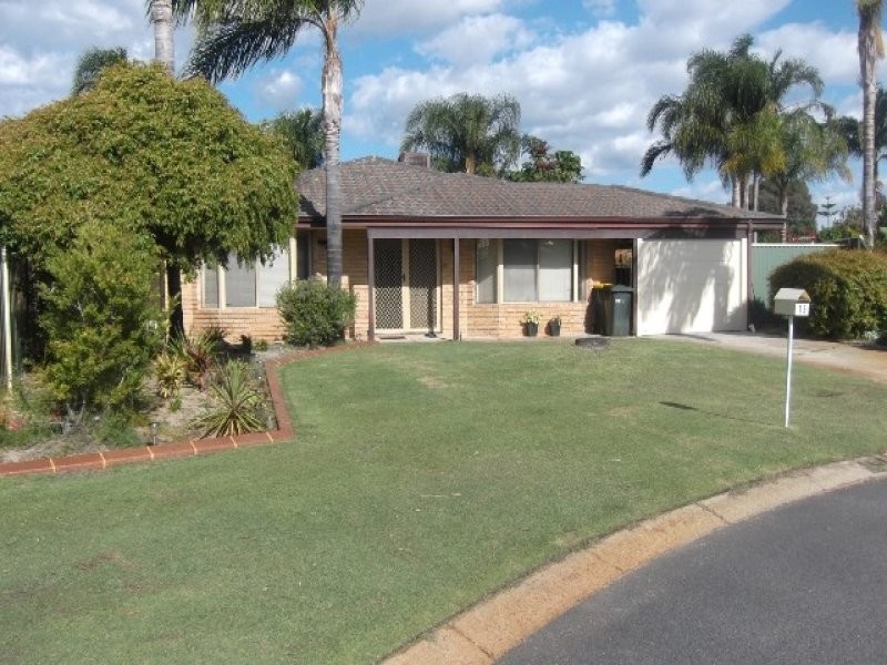 15 Goldfinch Grove, Ballajura WA 6066