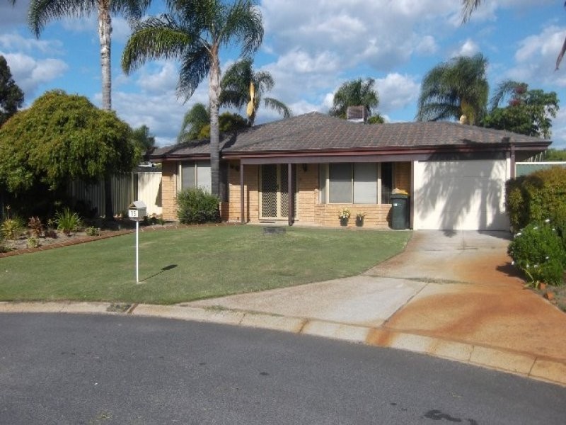 15 Goldfinch Grove, Ballajura WA 6066