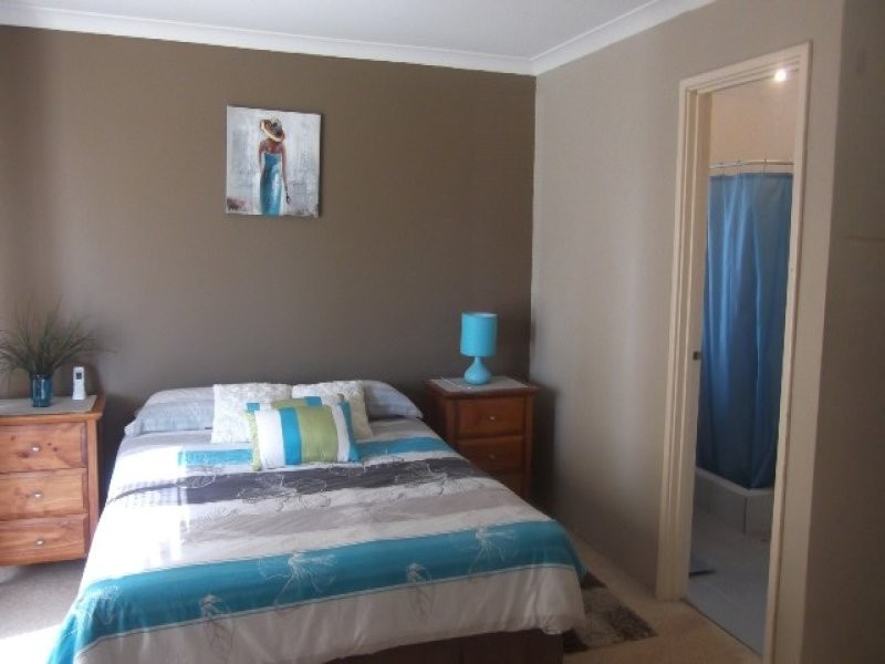 15 Goldfinch Grove, Ballajura WA 6066