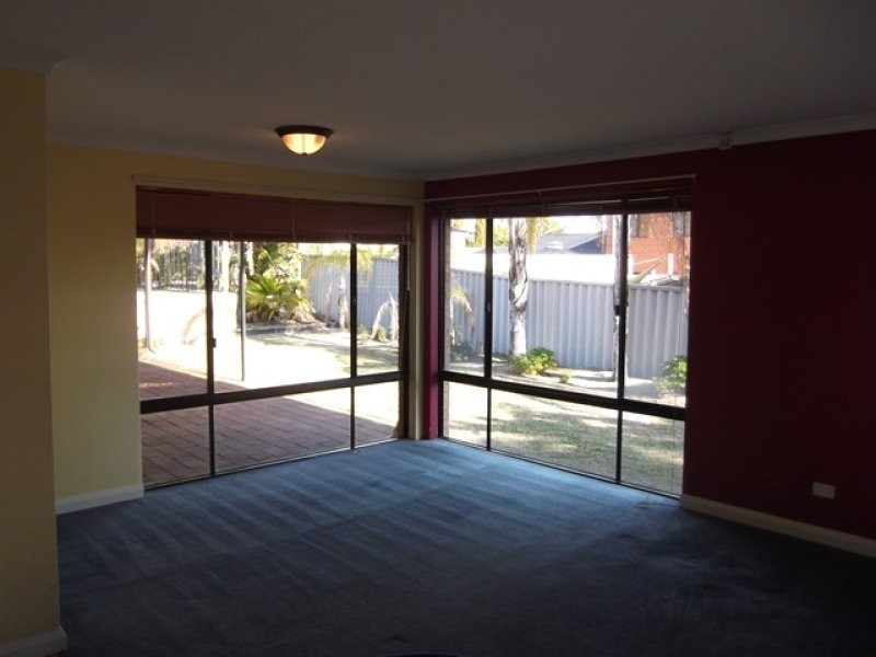 23 Southpointe Crescent, Ballajura WA 6066