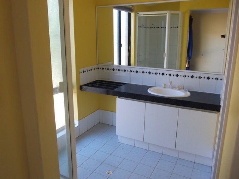 23 Southpointe Crescent, Ballajura WA 6066