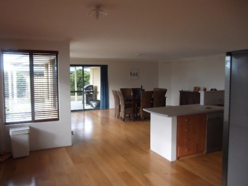 14 Boncath Road, Butler WA 6036