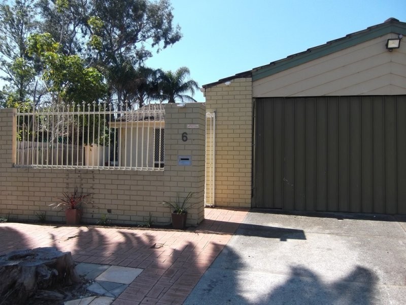 6 Hillside Grove, Ballajura WA 6066
