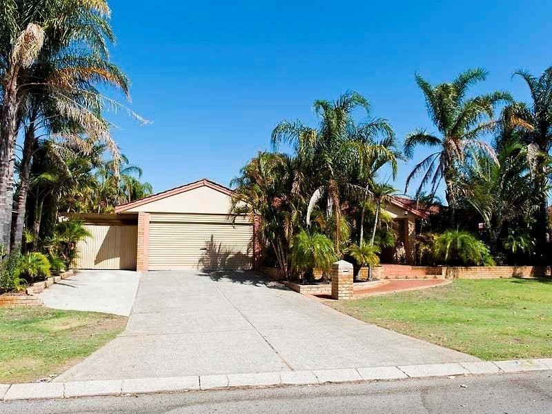 42 Pelican Parade, Ballajura WA 6066