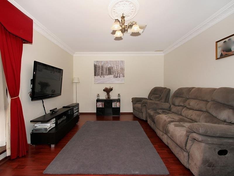 5 Springpark Trail, Ballajura WA 6066