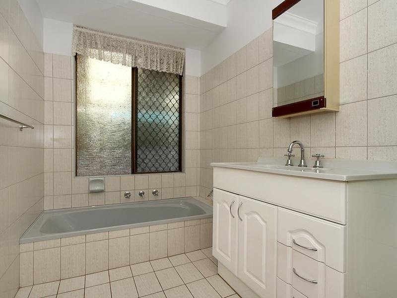 5 Springpark Trail, Ballajura WA 6066